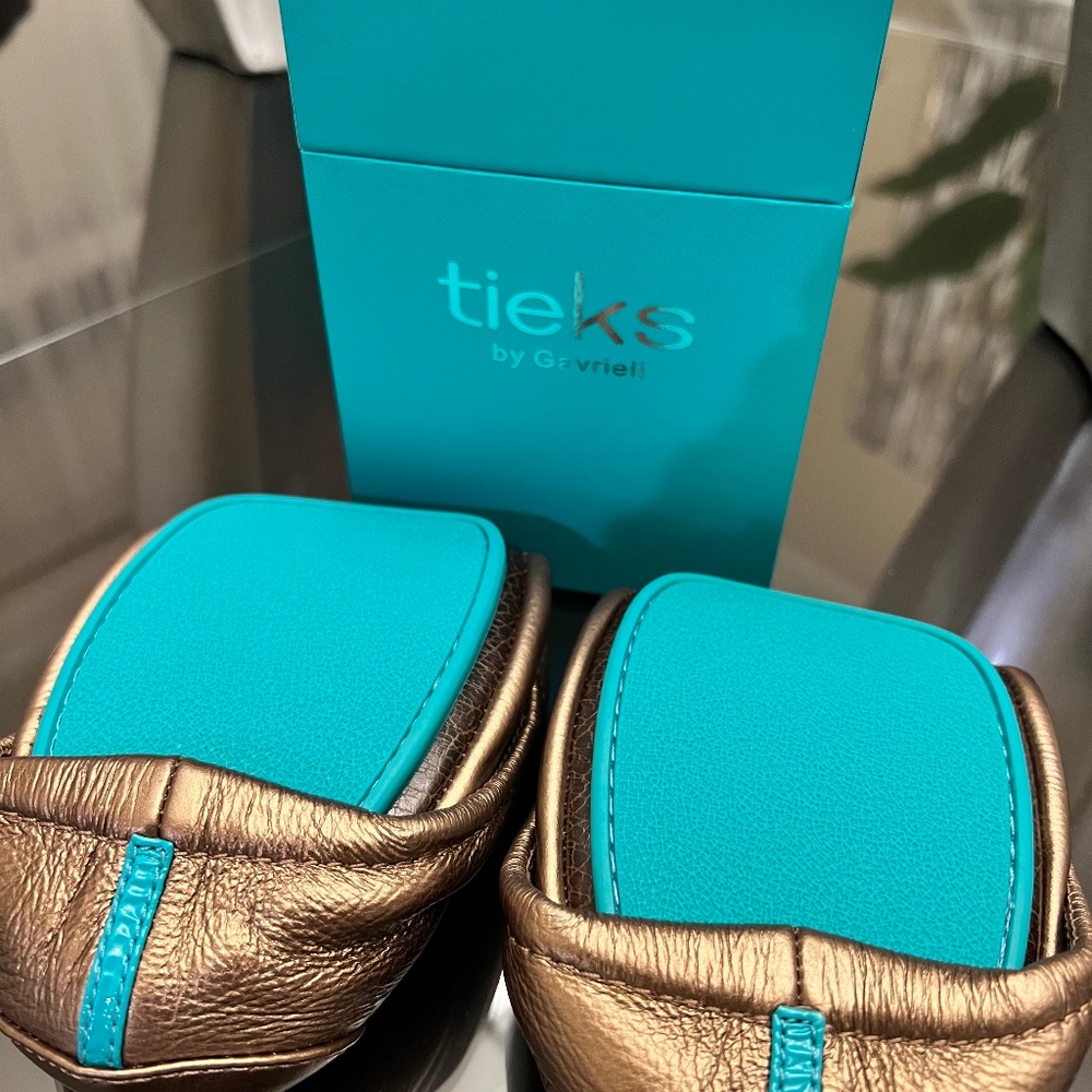 Tieks